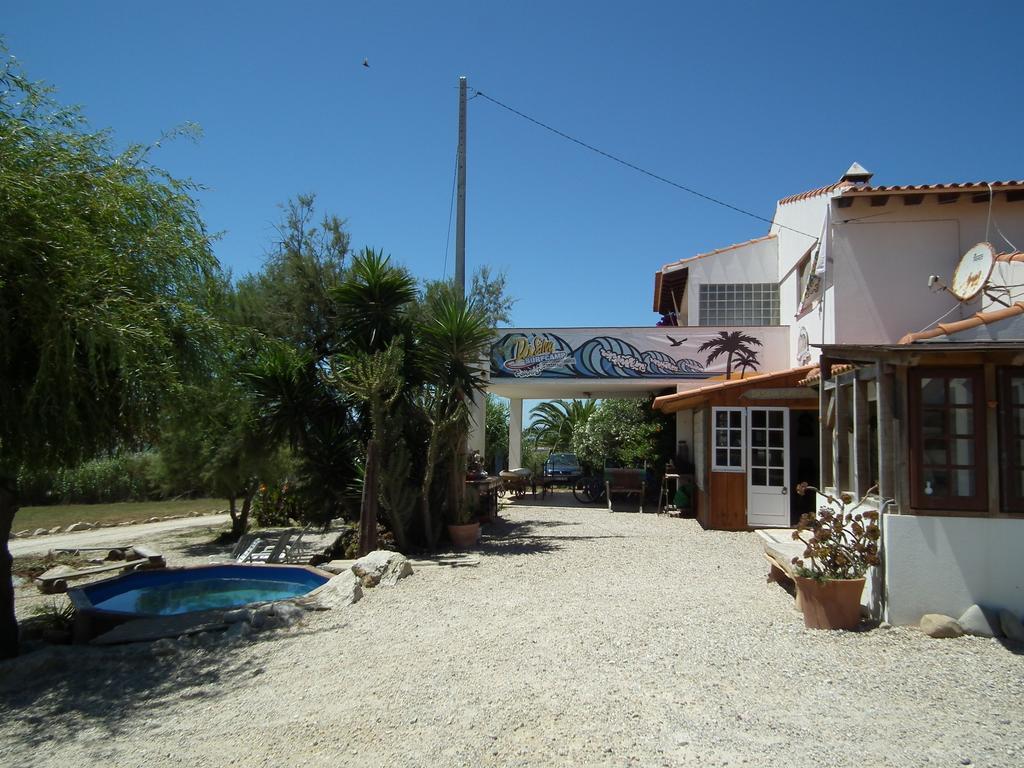 Da Silva Surfcamp Hostel Areia Branca Exterior photo